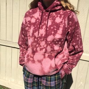 tie dye sweatshirt